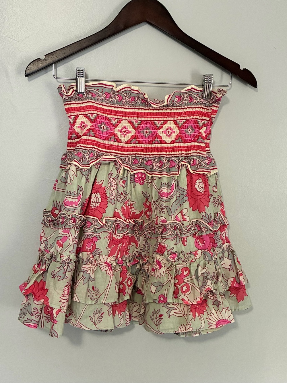 NWT Women’s Small Pink Floral Smocked Tiered Skirt boho/festival style